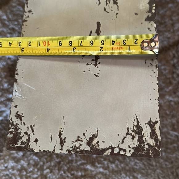 Rustic decor shelf with 4 metal removable baskets with 1-2-3-4 on baskets NWT - Picture 11 of 15